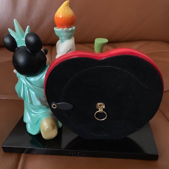 Disney Mickey Mouse frame Statue of Liberty - Picture 4 of 4
